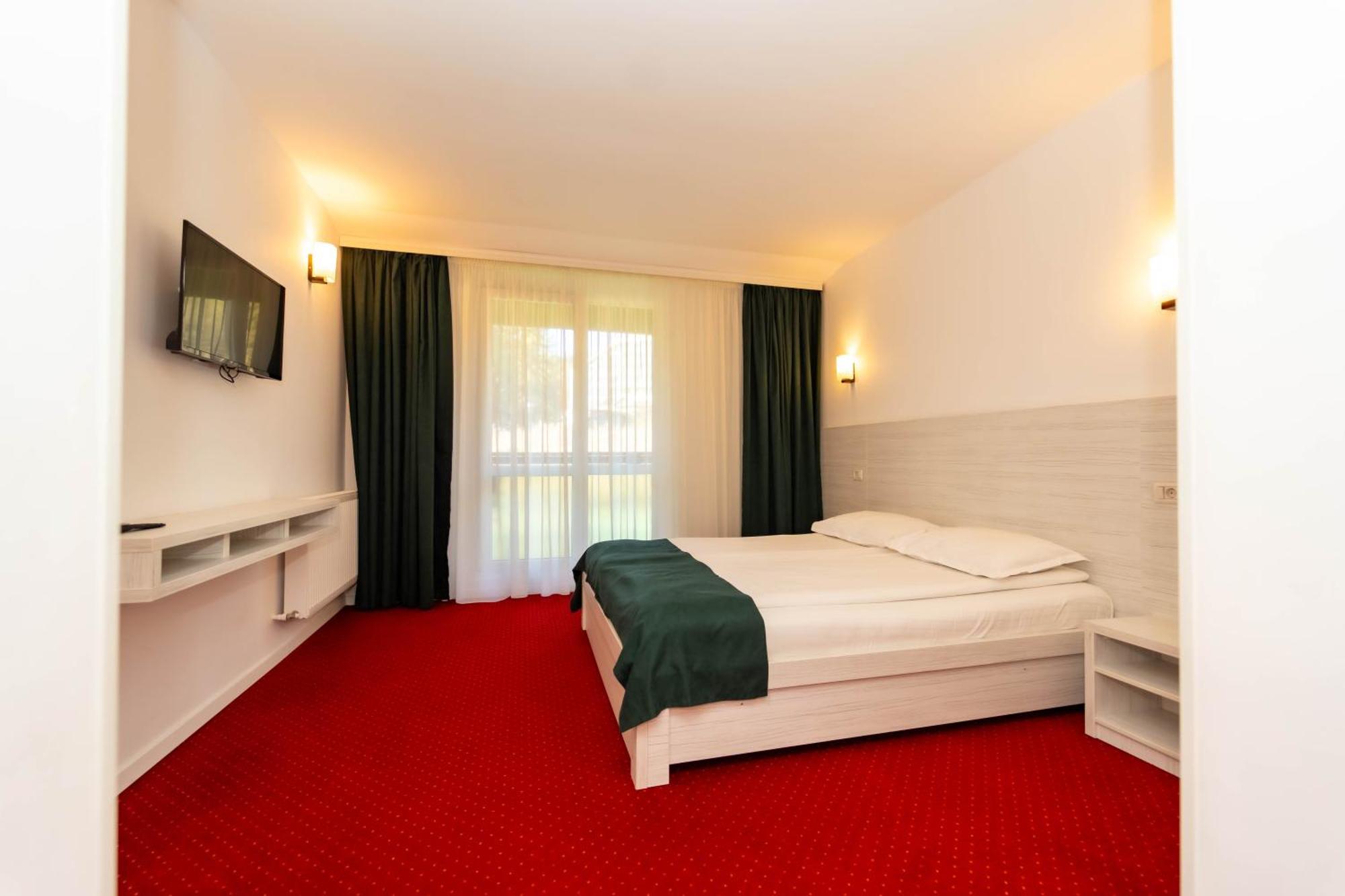 פרדיאל Hotel Cirus מראה חיצוני תמונה