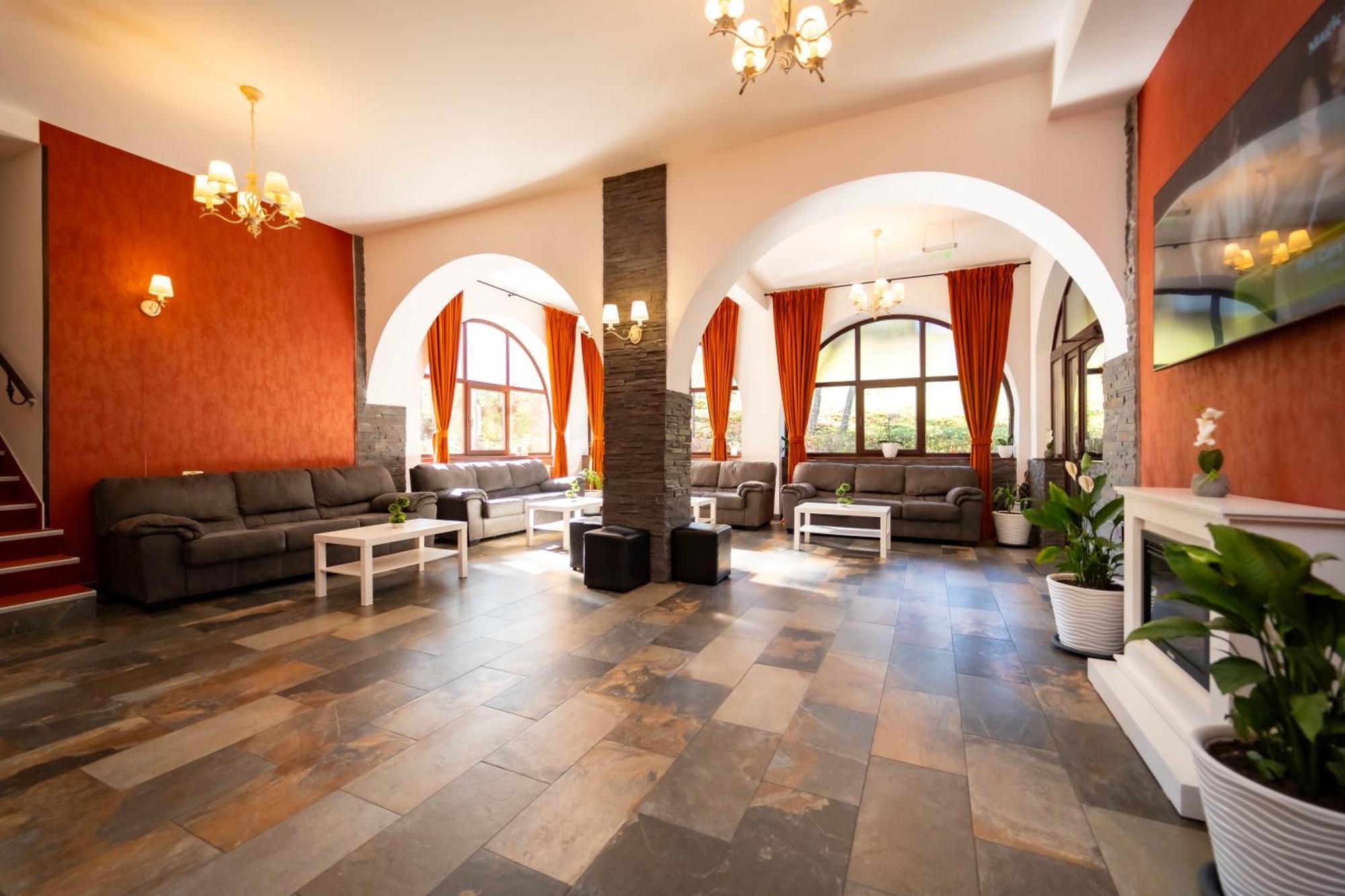 פרדיאל Hotel Cirus מראה חיצוני תמונה