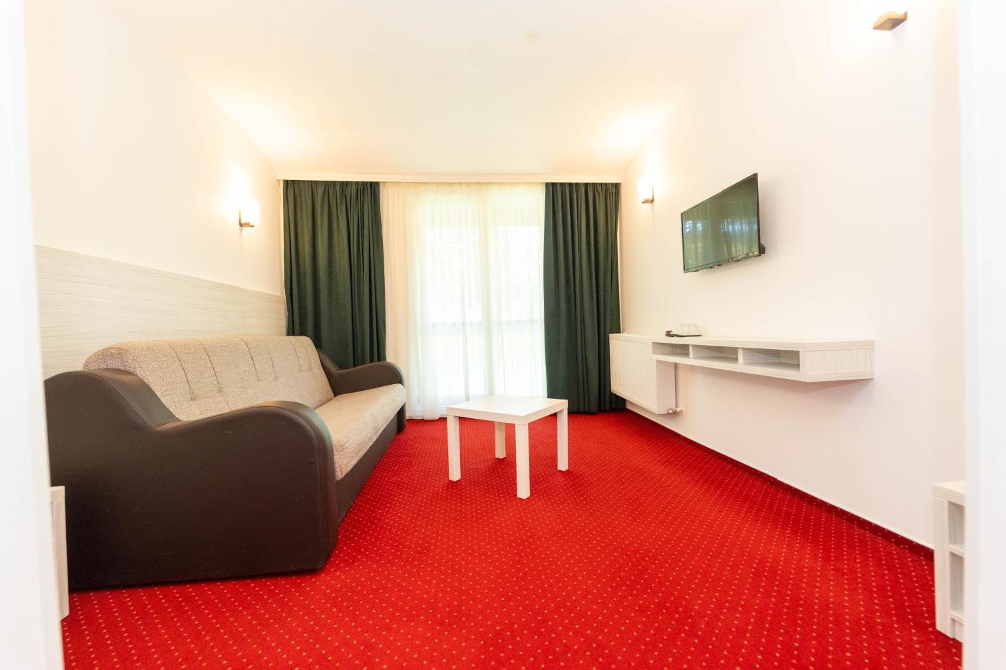 פרדיאל Hotel Cirus מראה חיצוני תמונה