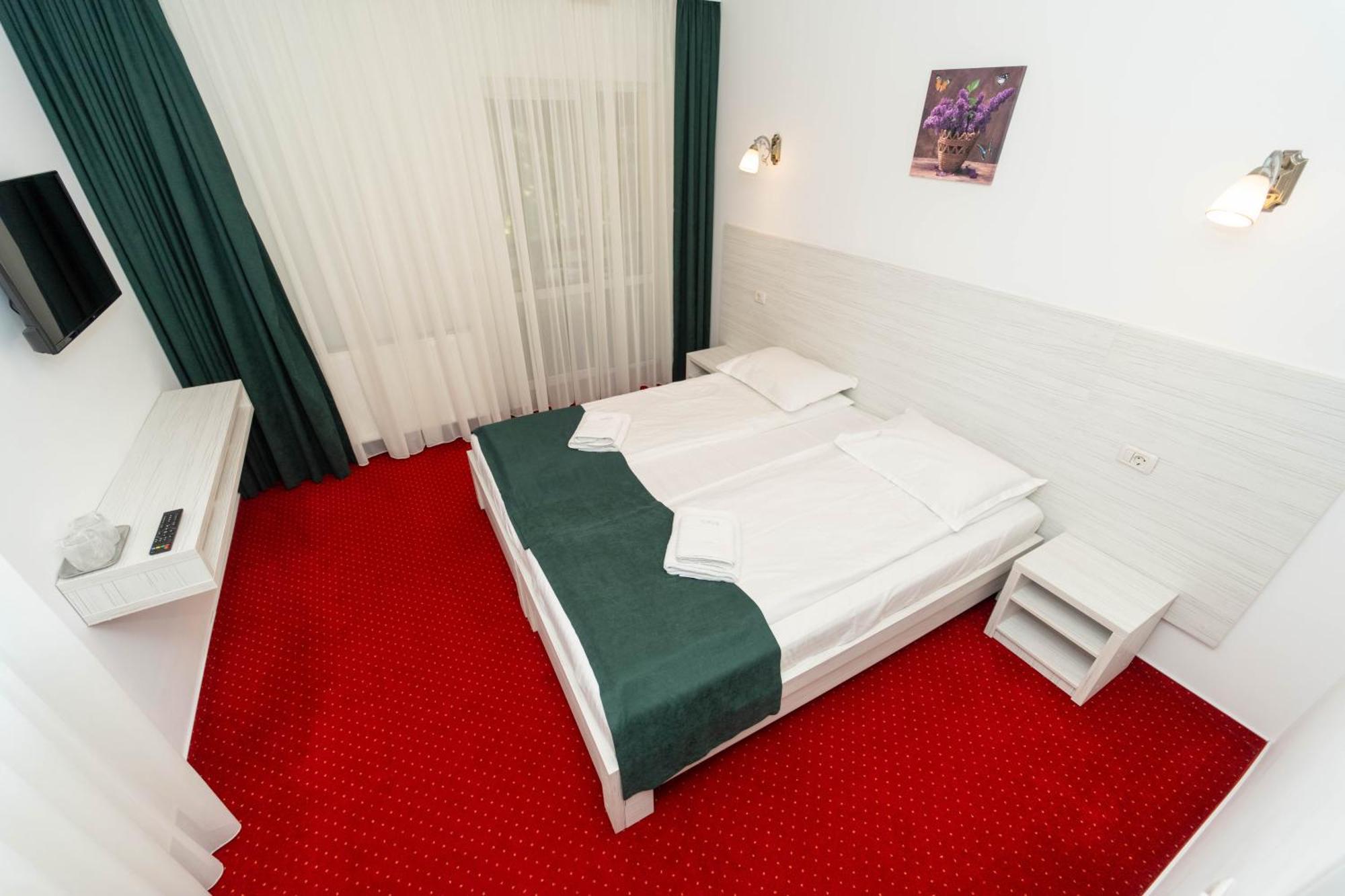 פרדיאל Hotel Cirus מראה חיצוני תמונה
